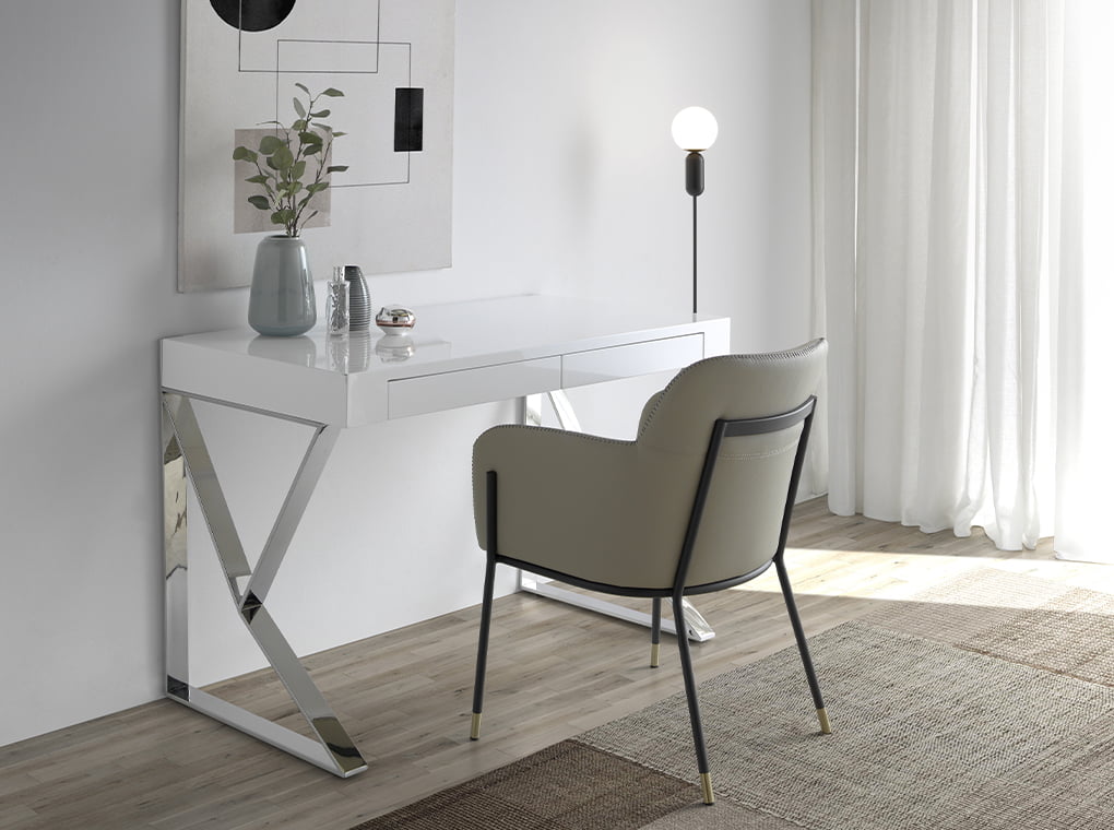 Scaun de Dining Tapitat in Piele Ecologica cu Picioare din Otel Negru Angel Cerda
