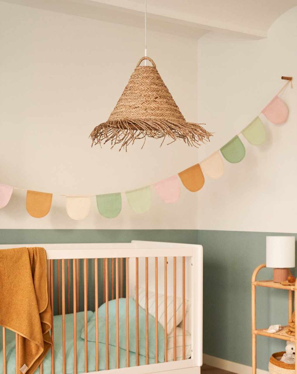 Abajur maro din fibre naturale Fonteta Kave Home