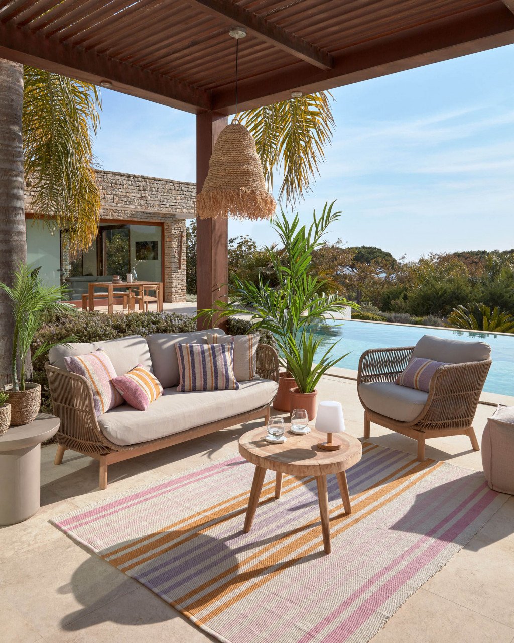 Abajur maro din fibre naturale Shianne Kave Home