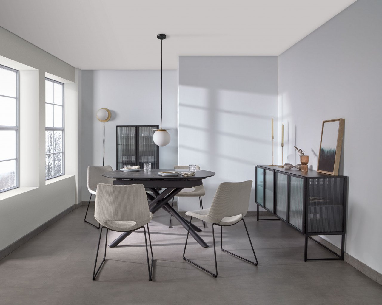 Aplica alba aurie din metal Manz Kave Home
