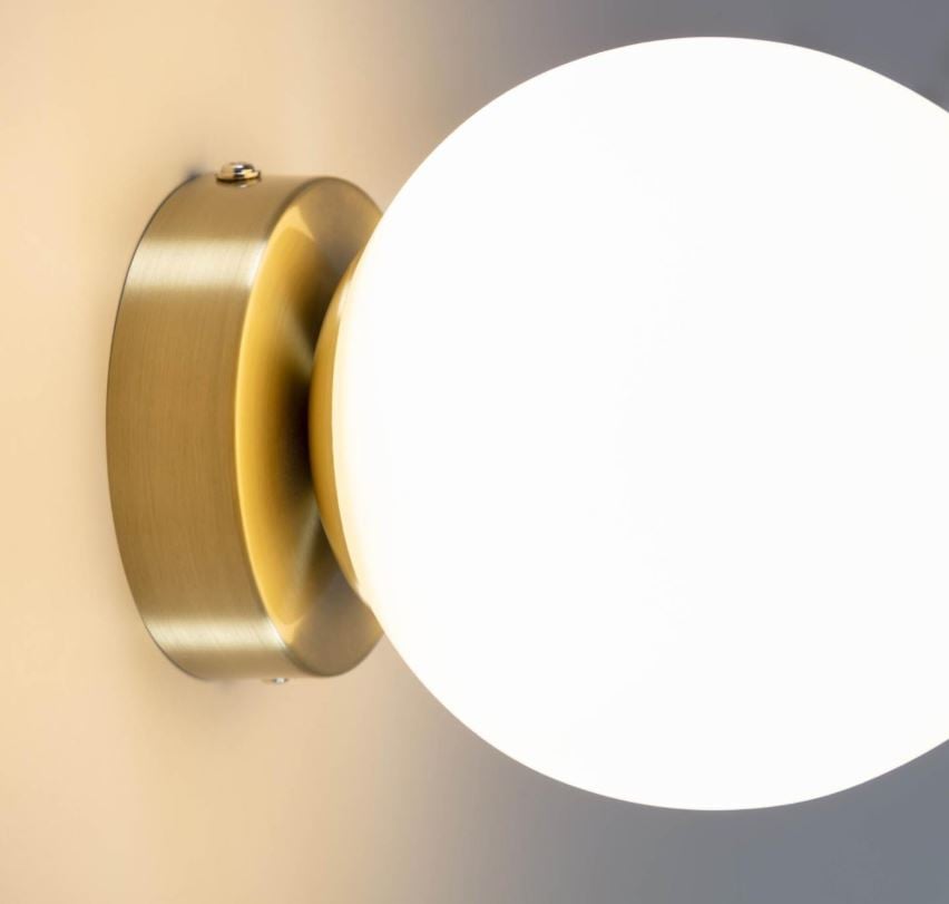Aplica aurie din metal Mahala Kave Home