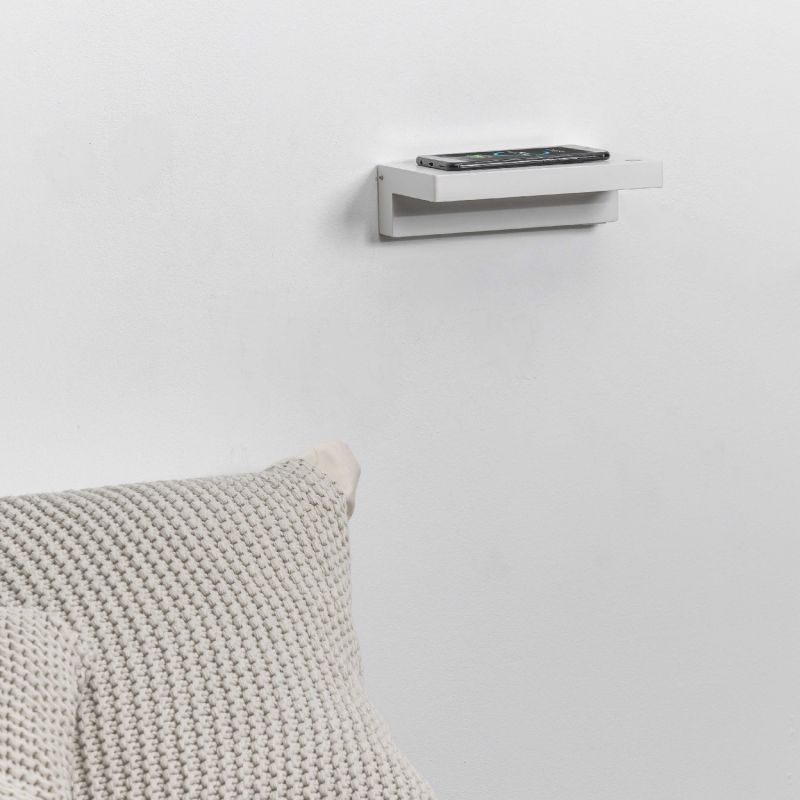 Aplica LED ambientala moderna cu USB + Wireless charger WELL