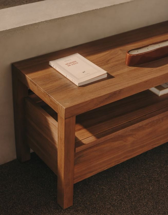 Comoda TV maro din lemn 140 cm Sashi Kave Home