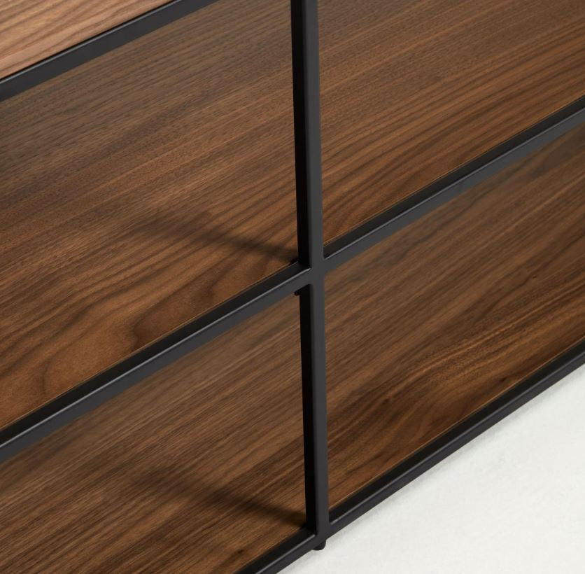 Comoda TV neagra/maro inchis din metal 160 cm Yoana Kave Home