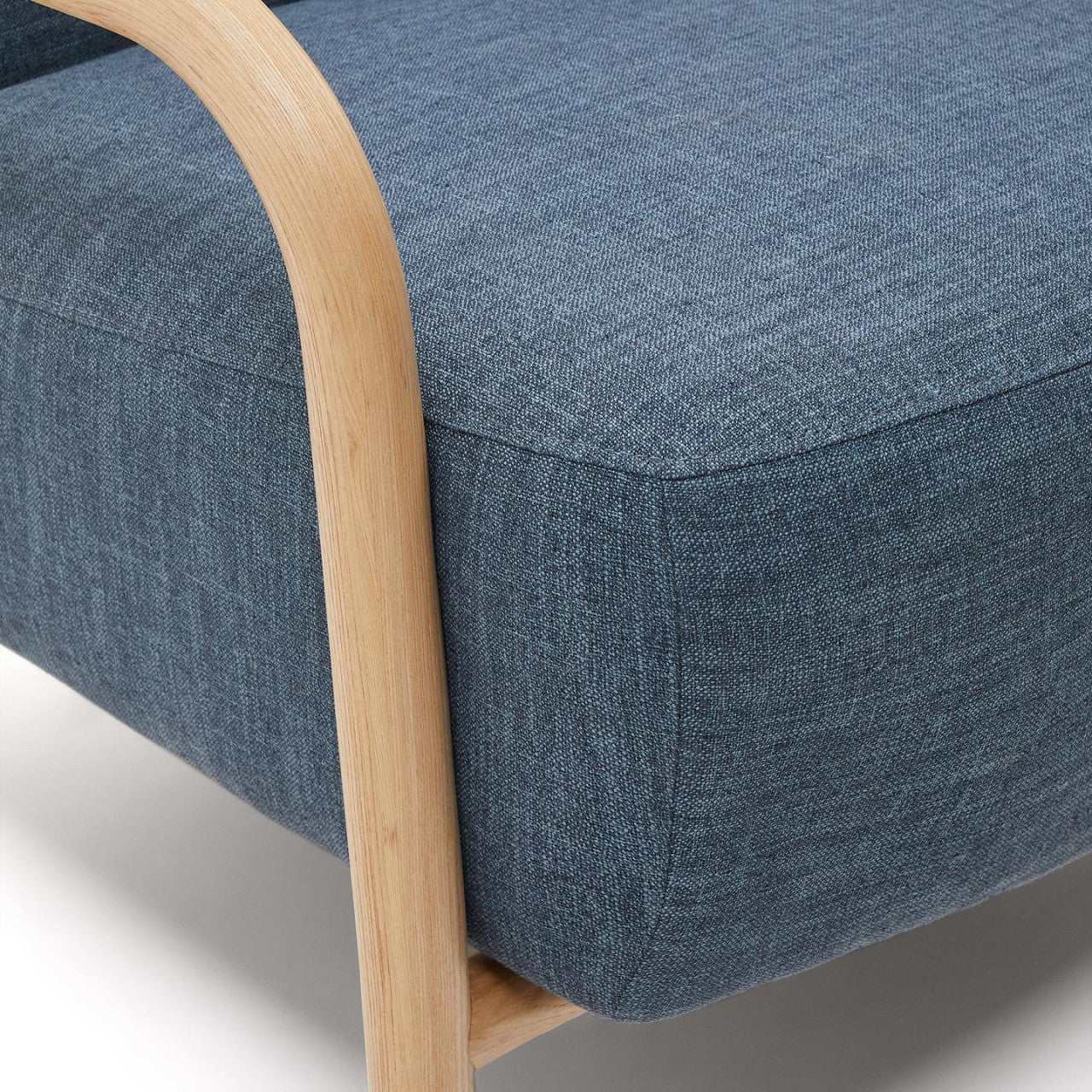 Fotoliu albastru din textil Sylo Kave Home