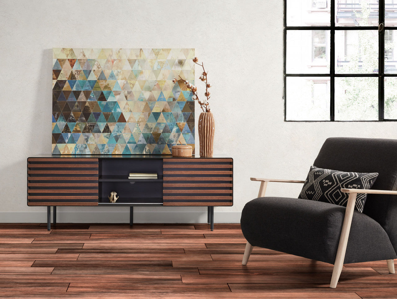 Fotoliu gri grafit/maro deschis din textil Meghan Kave Home