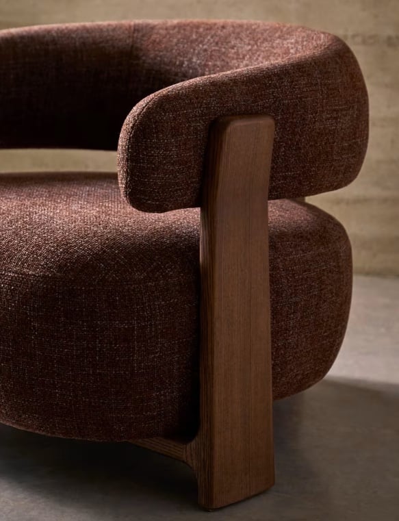 Fotoliu maro din textil Granite Chenille Kave Home
