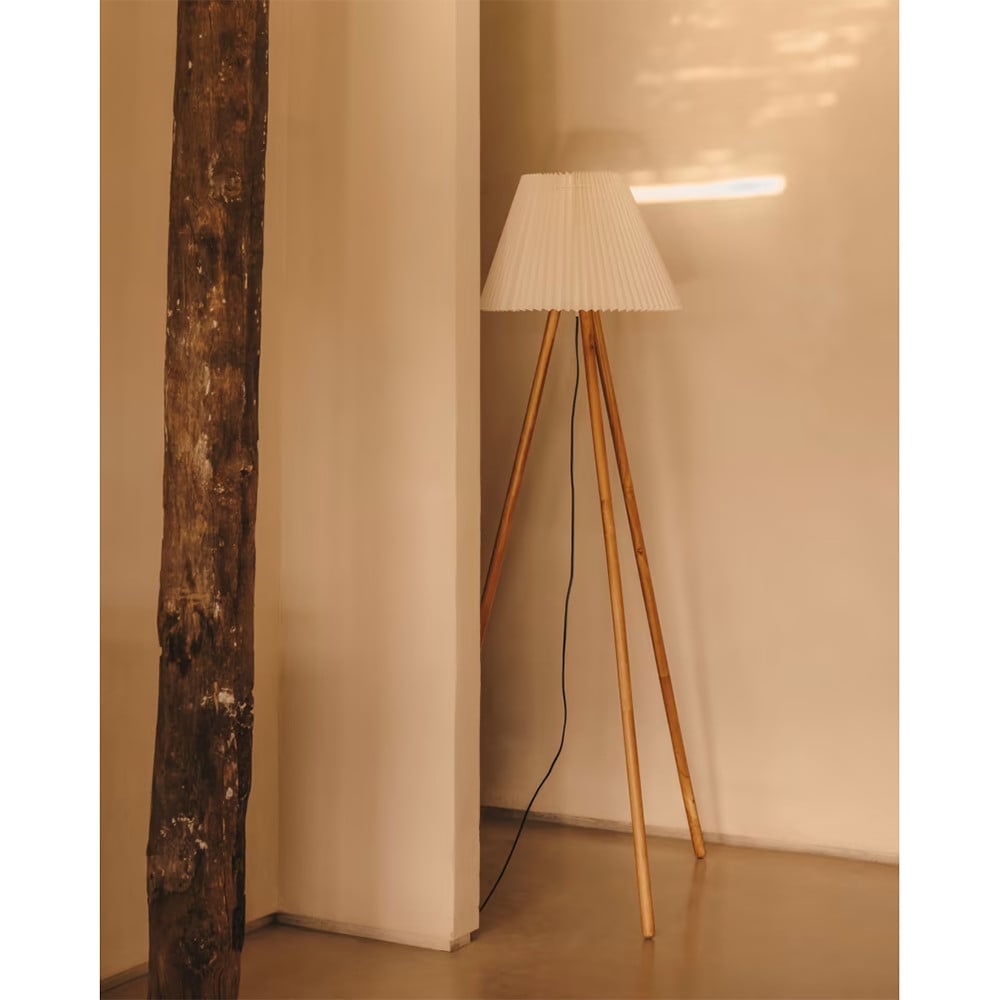 Lampadar bej din bumbac 149 cm Benicarlo Kave Home