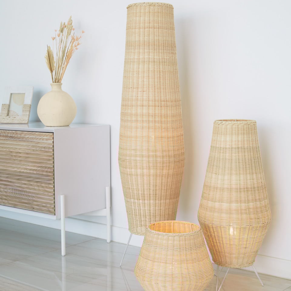 Lampadar maro din ratan 120 cm Kamaria Kave Home