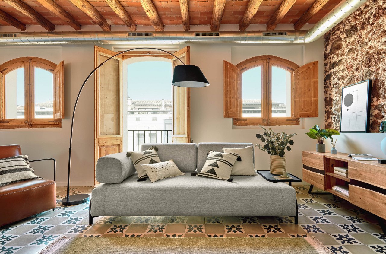 Lampadar negru din marmura 220 cm May Kave Home