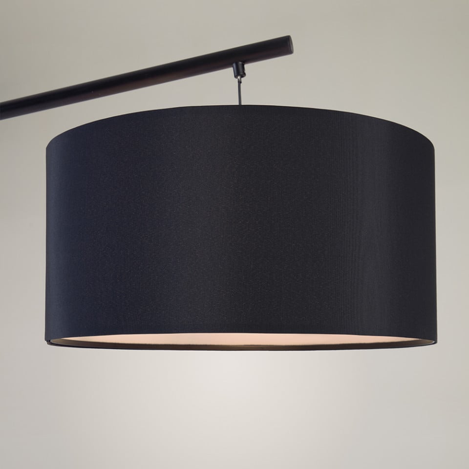 Lampadar negru din metal 222 cm Ciana Kave Home