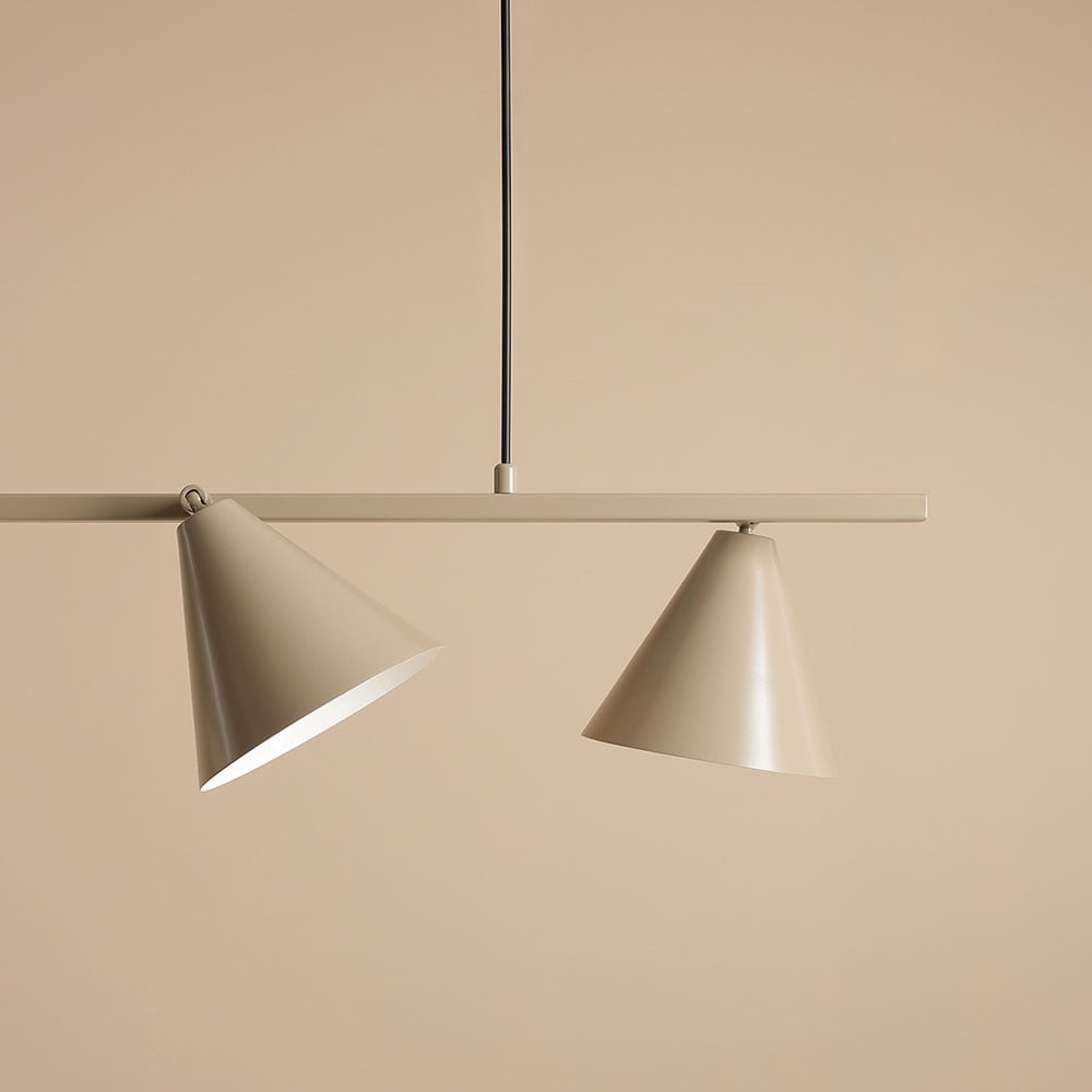 Lustra bej din metal cu 4 becuri Form Aldex