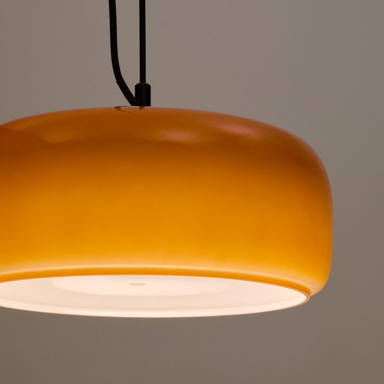 Lustra galbena din sticla Reig Kave Home