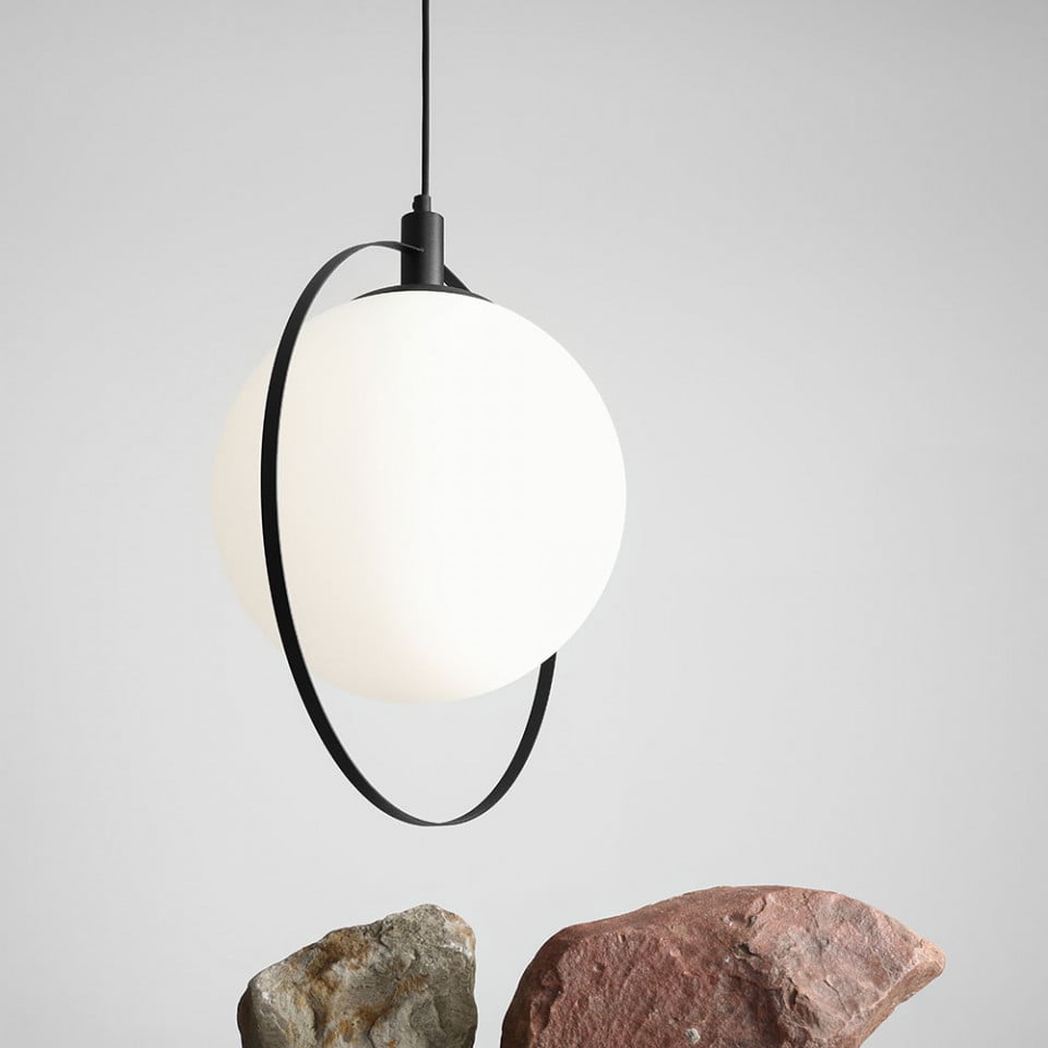 Lustra neagra/alba din metal Aura Black Aldex