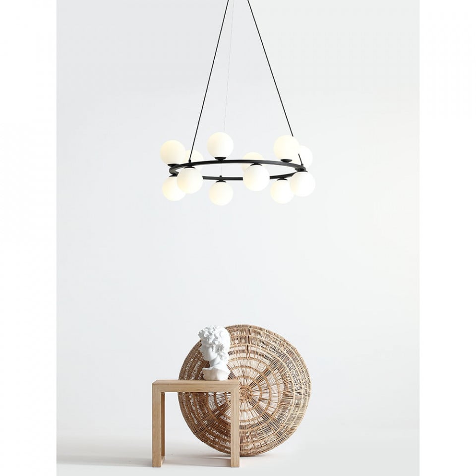 Lustra neagra/alba din sticla cu 12 becuri Krone Aldex