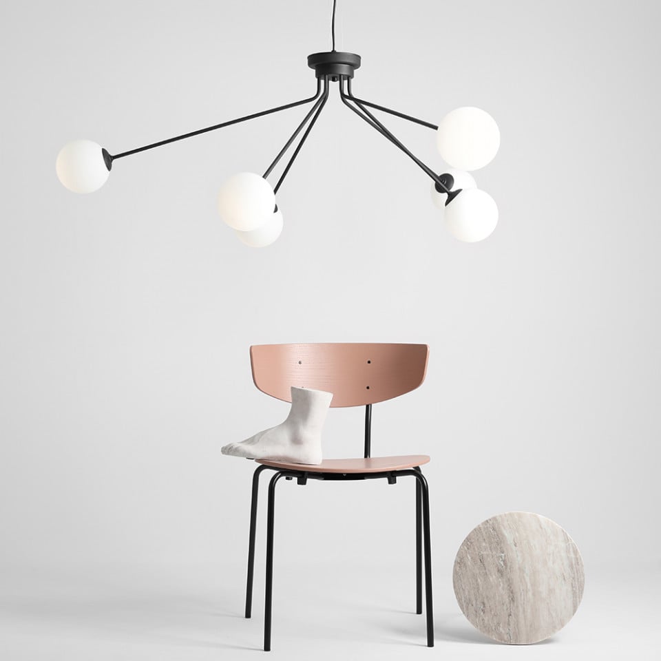 Lustra neagra/alba din sticla cu 6 becuri Holm Aldex