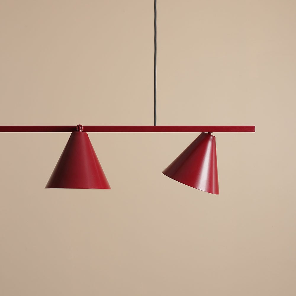 Lustra rosie din metal cu 4 becuri Form Aldex