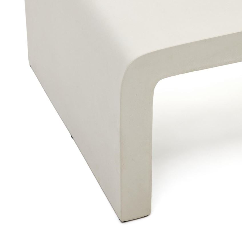 Masa de cafea exterior alba din ciment 65x135 cm Aiguablava Kave Home