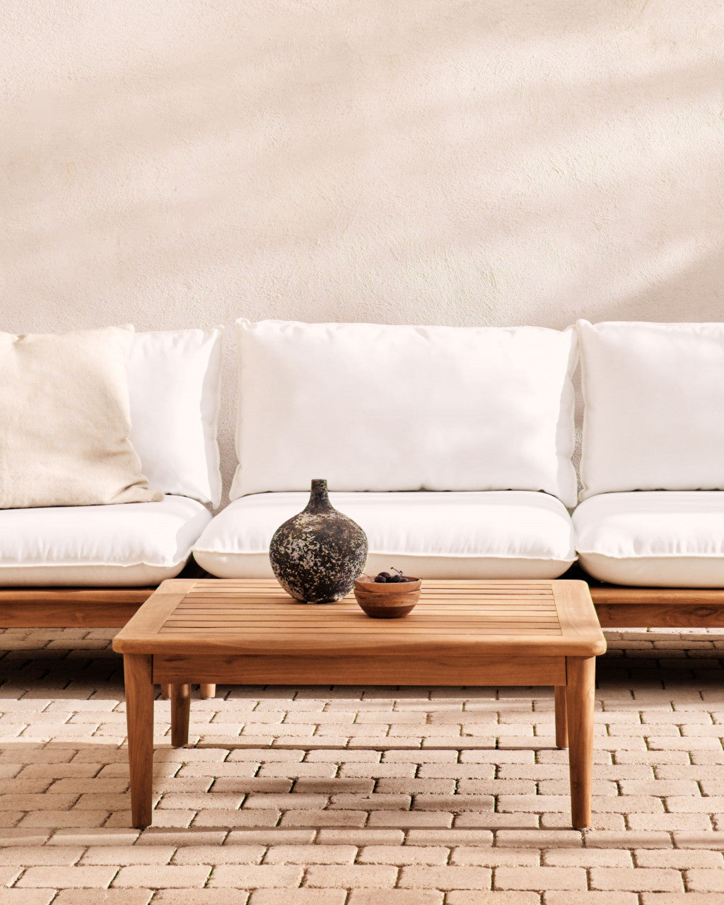Masa de cafea exterior maro din lemn 80x80 cm Portitxol Kave Home