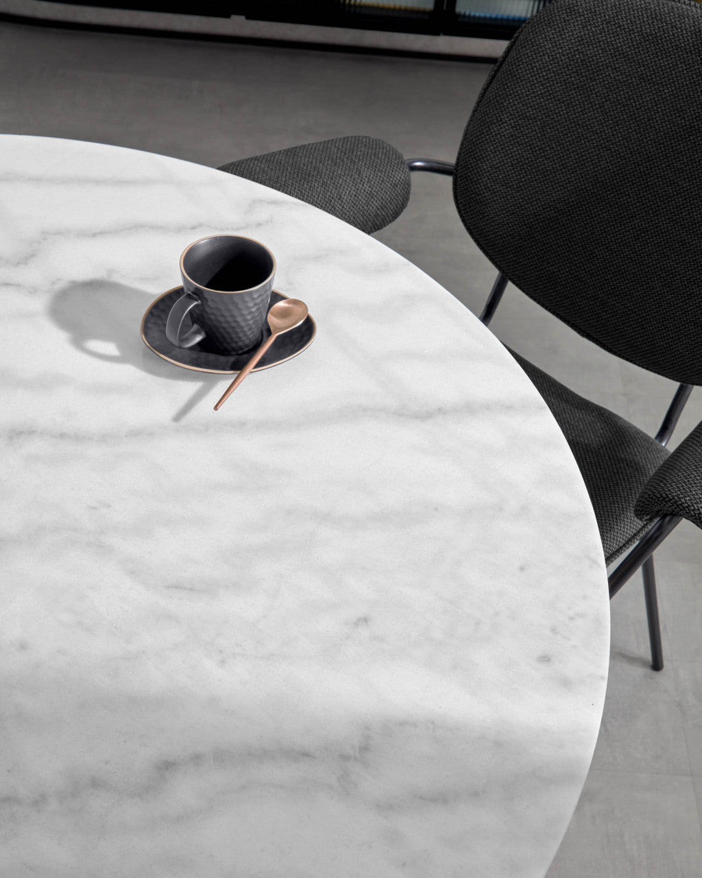 Masa dining alba/aurie din marmura 120 cm Oria Kave Home