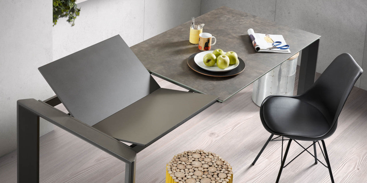 Masa dining extensibila gri grafit din metal 90x160(220) cm Axis Vulcano Roca Kave Home