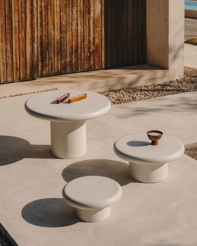 Masa dining exterior alba din ciment 90 cm Addaia Kave Home