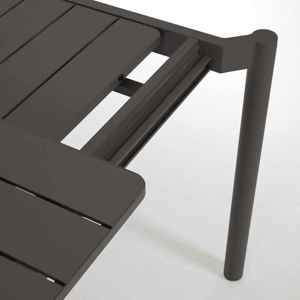 Masa dining exterior extensibila neagra din metal 90x140(200) cm Zaltana Kave Home