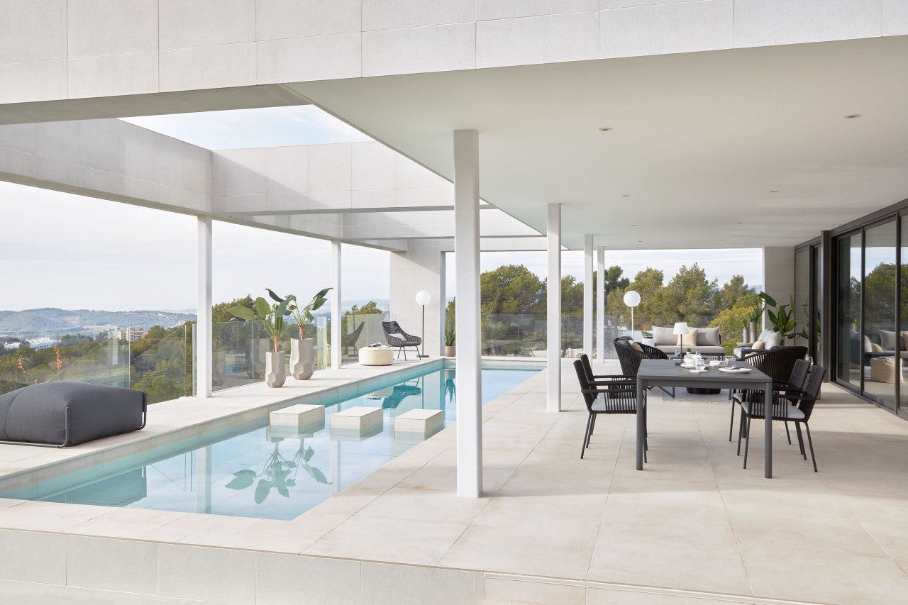 Masa dining exterior extensibila neagra din metal 90x140(200) cm Zaltana Kave Home