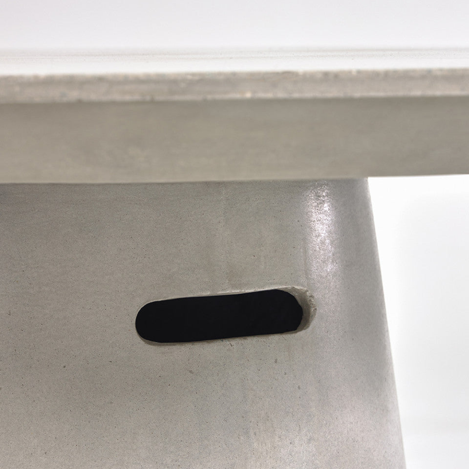 Masa dining exterior gri din ciment 90 cm Itai Kave Home