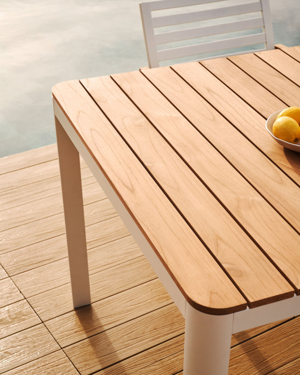 Masa dining exterior maro/alba din lemn 100x200 cm Bona Kave Home