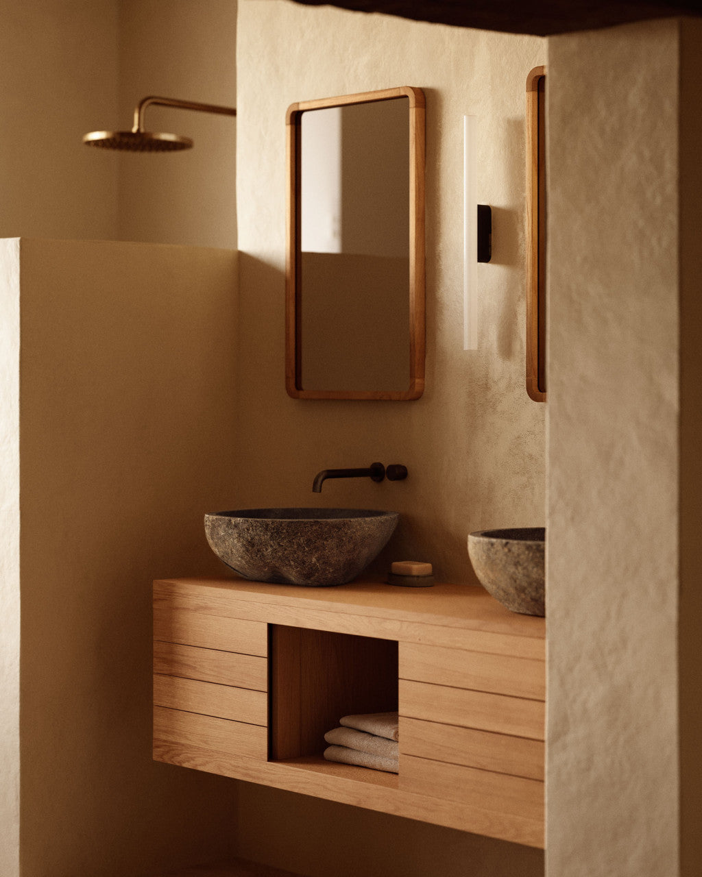 Oglinda dreptunghiulara maro din lemn 45x70 cm Shamel Kave Home