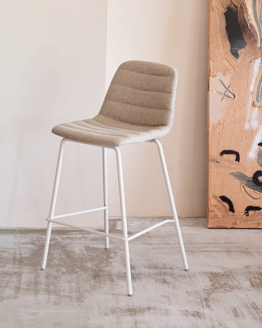 Scaun bar bej din textil Zunilda Kave Home