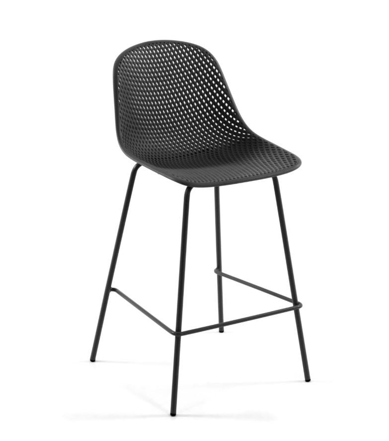 Scaun bar gri din metal Quinby Kave Home