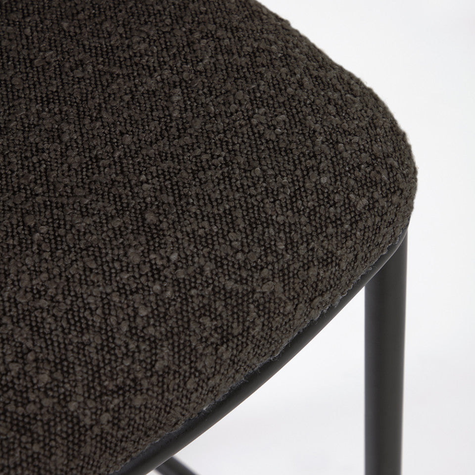 Scaun bar negru din textil Ciselia Kave Home