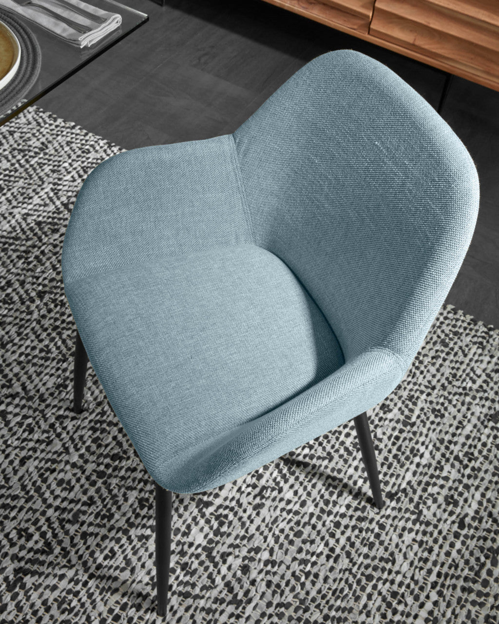 Scaun dining albastru din textil Konna Kave Home
