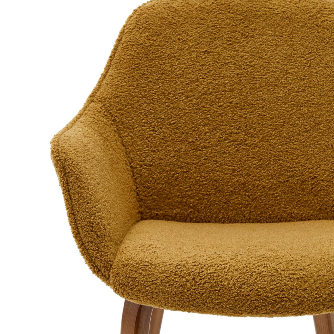 Scaun dining galben/maro inchis din textil Aleli Shearling Kave Home