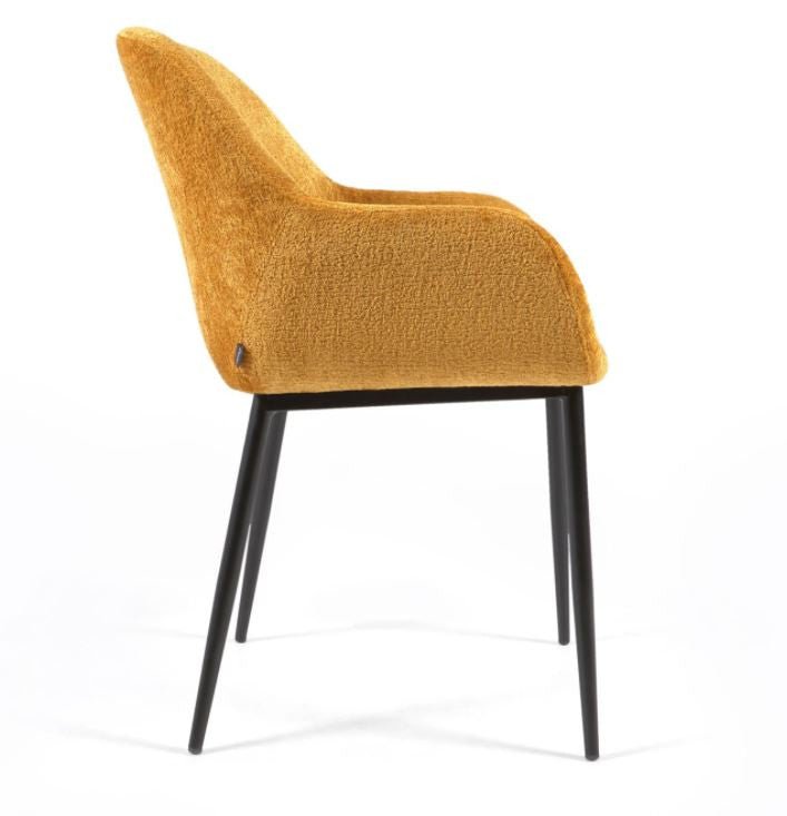 Scaun dining galben mustar din textil Konna Kave Home