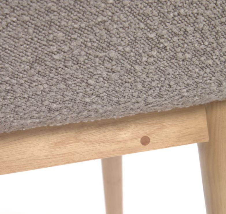 Scaun dining gri deschis din textil Konna Kave Home