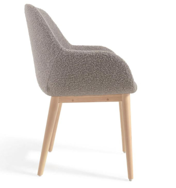 Scaun dining gri deschis din textil Konna Kave Home