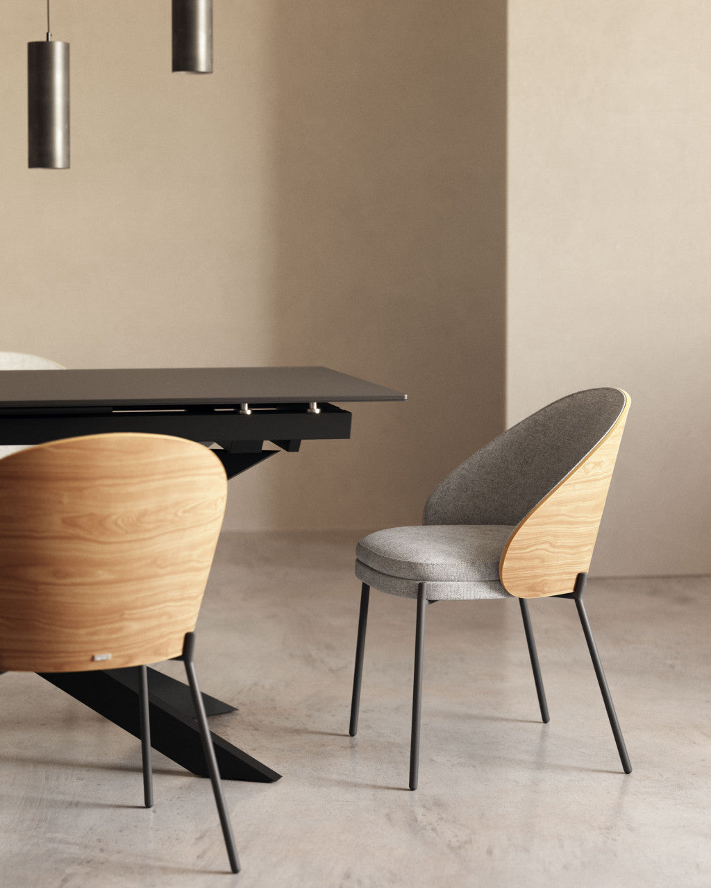 Scaun dining gri deschis/maro din textil Eamy Kave Home