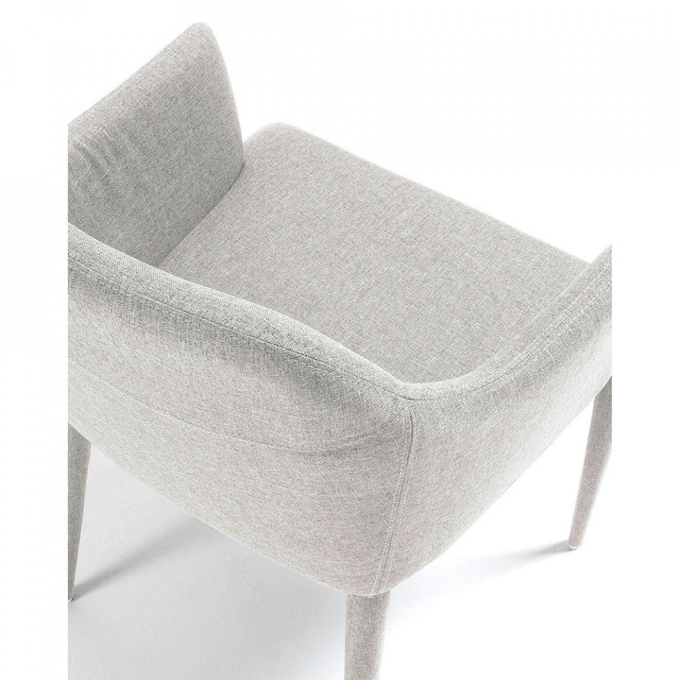 Scaun dining gri din textil Croft Kave Home
