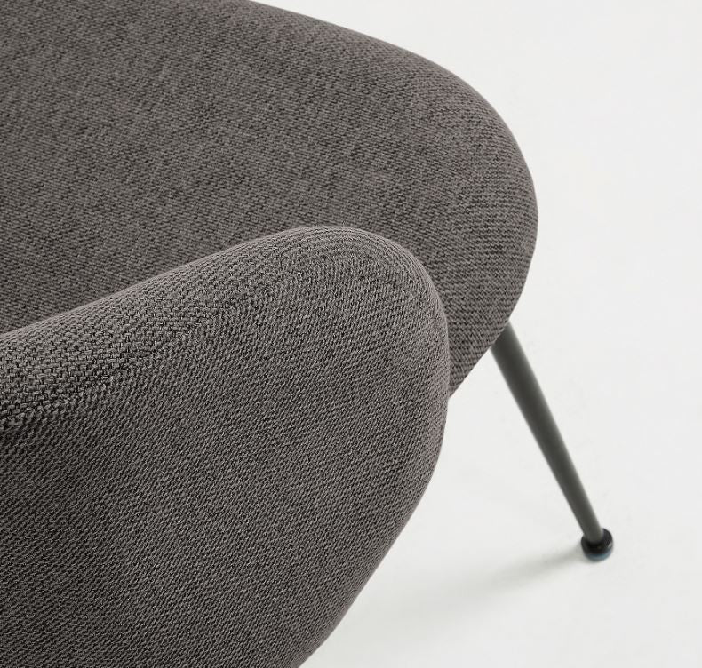 Scaun dining gri inchis din textil Minna Kave Home