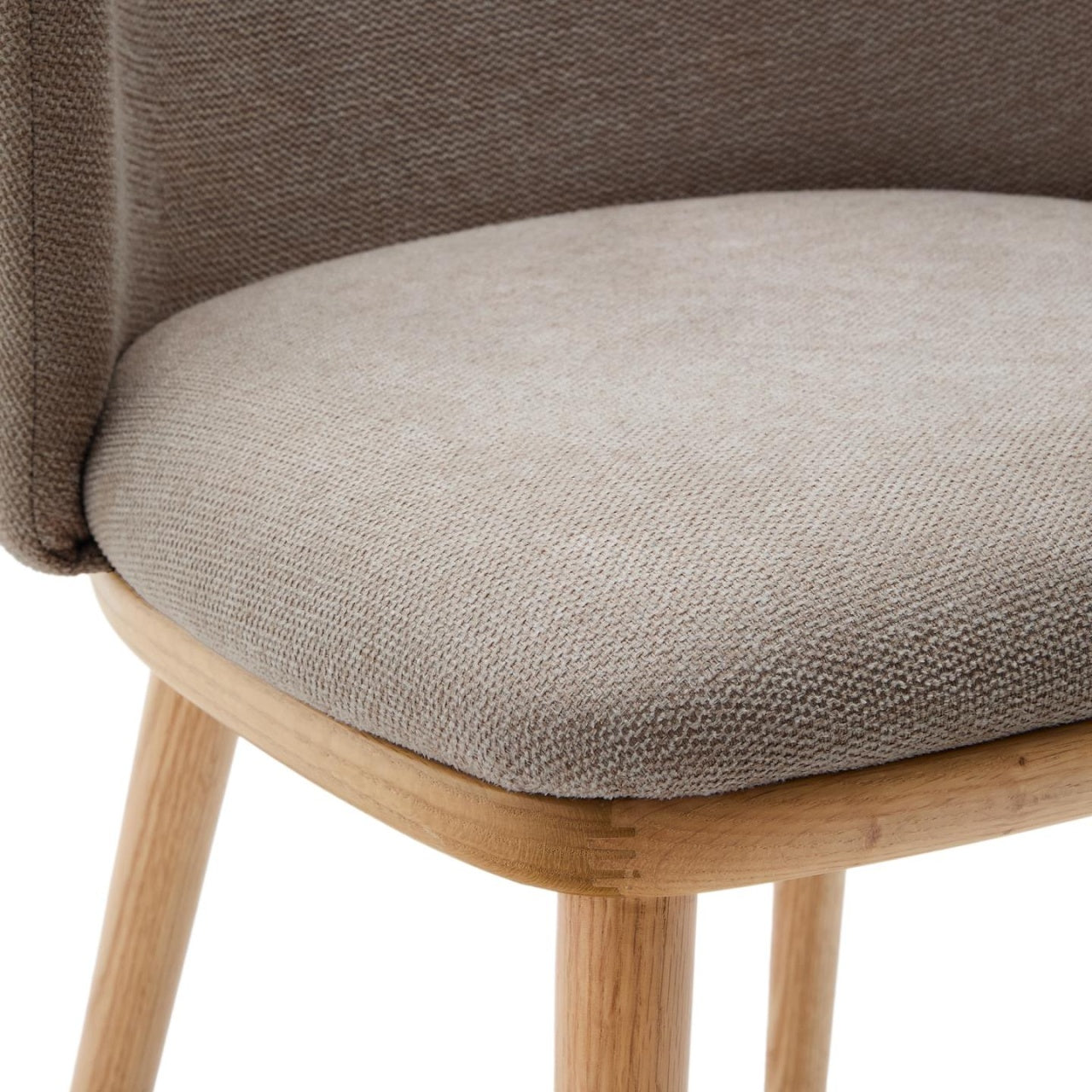 Scaun dining maro din textil Ciselia Chenille Kave Home
