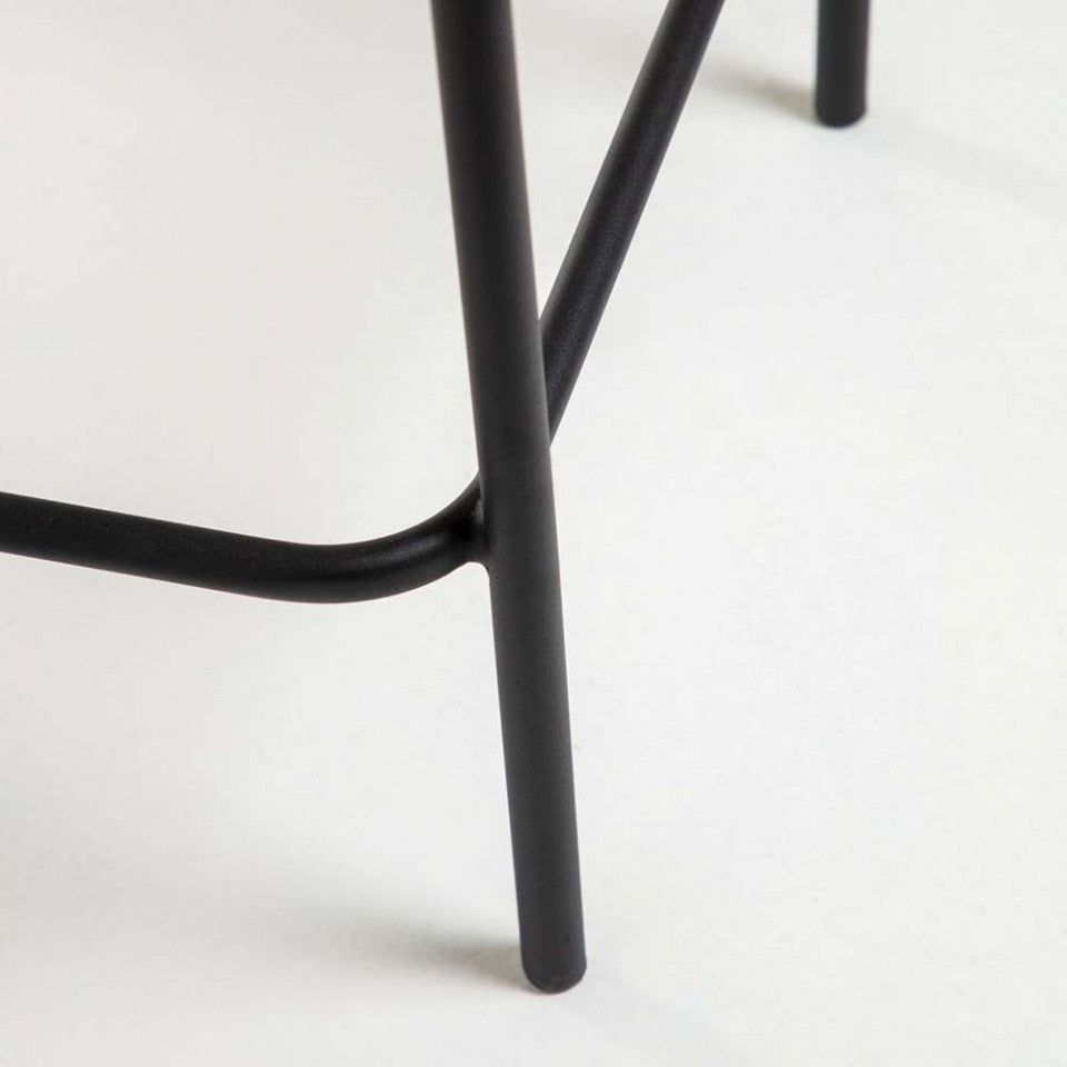 Scaun exterior bar negru din metal Lambton Small Kave Home