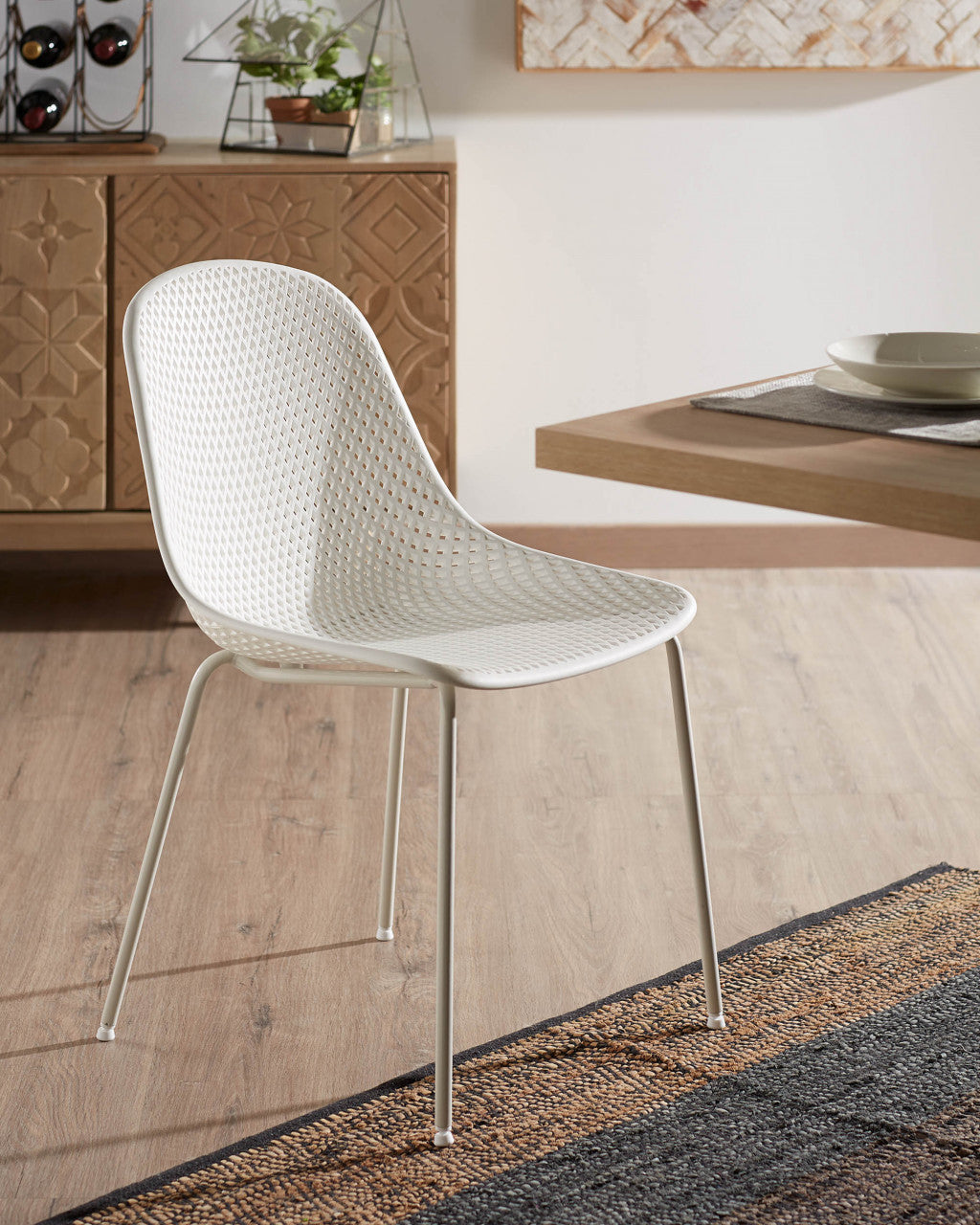 Scaun exterior dining alb din metal Quinby Kave Home