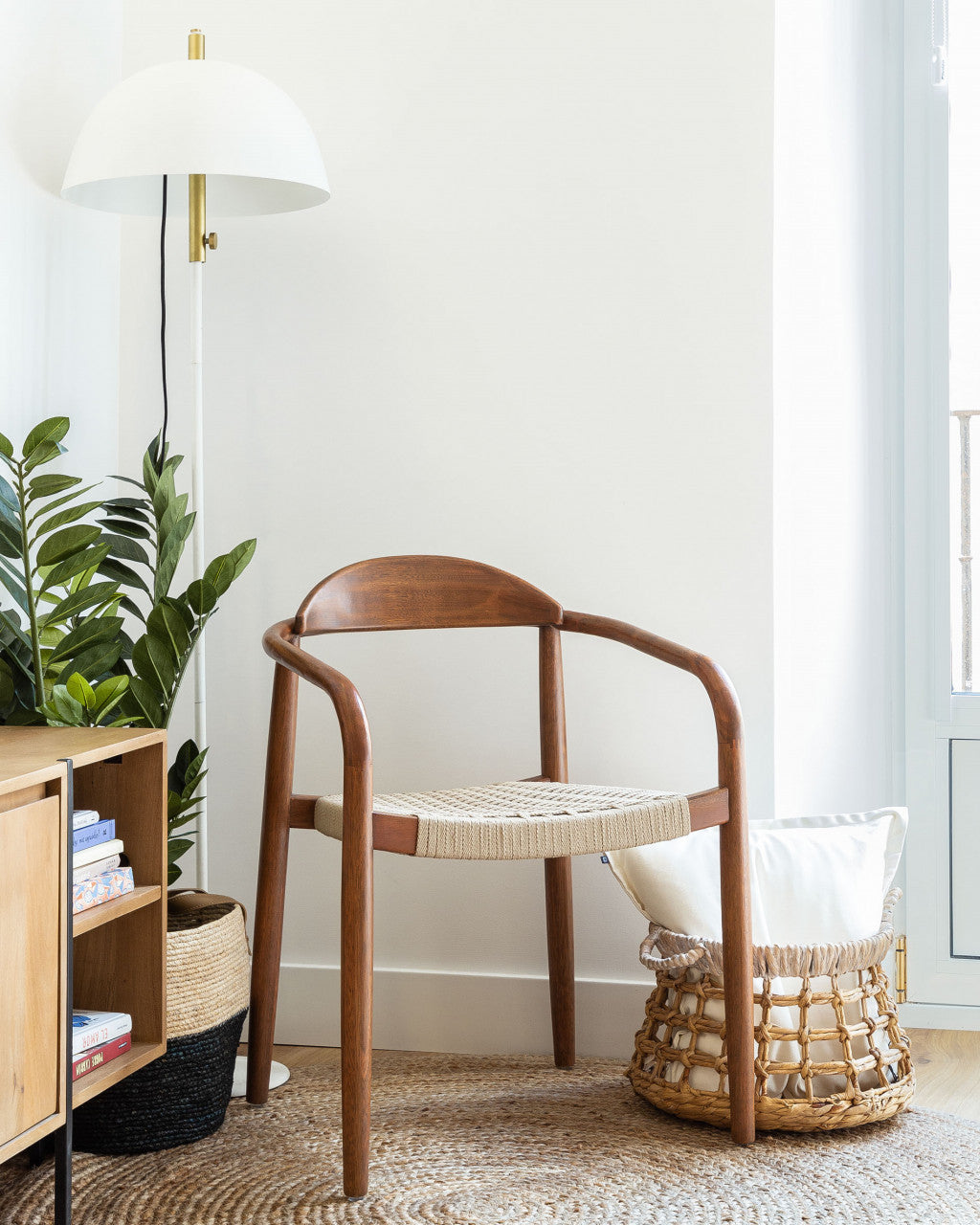 Scaun exterior dining maro/crem din lemn Nina Kave Home