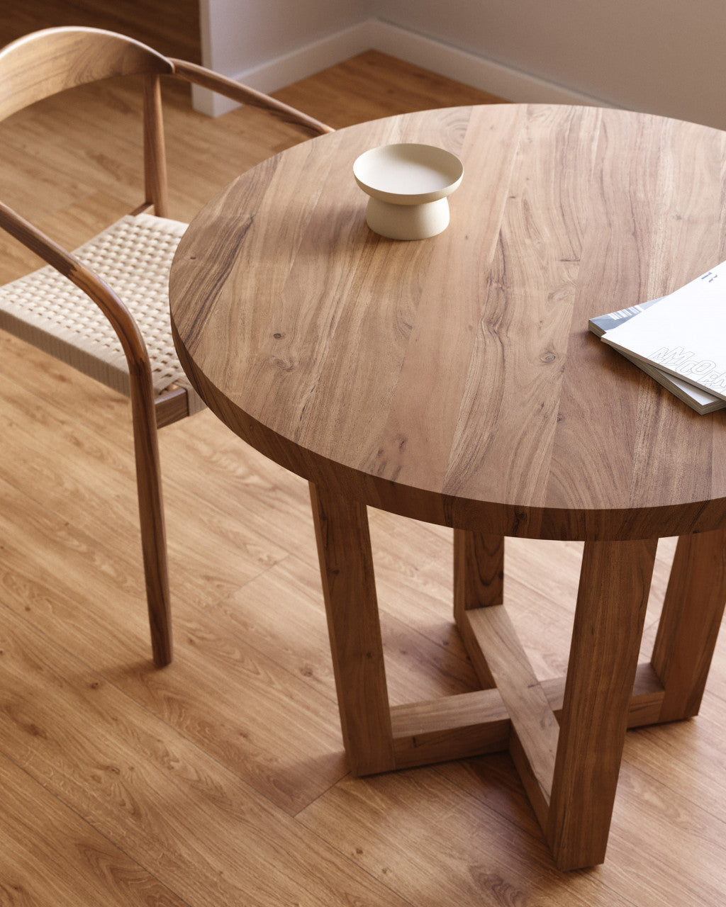 Scaun exterior dining maro/crem din lemn Nina Kave Home