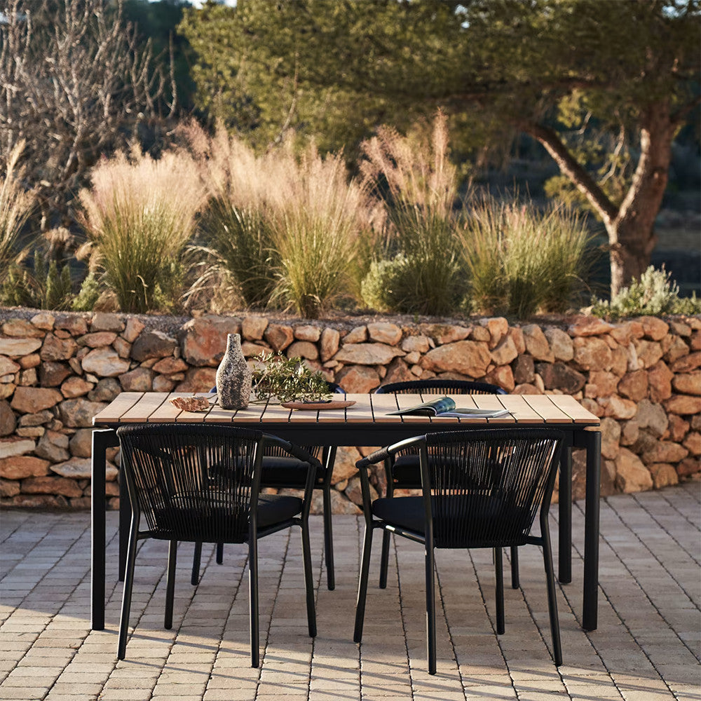 Scaun exterior dining negru din textil Xelida Kave Home