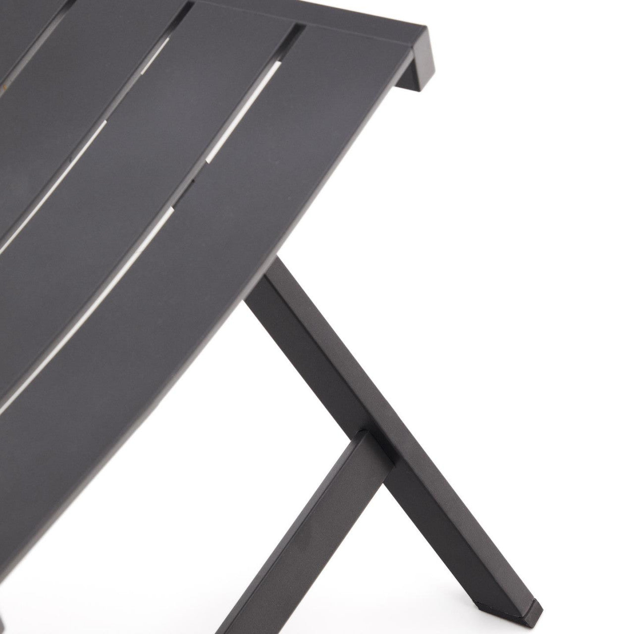 Scaun exterior dining pliabil negru din metal Torreta Kave Home