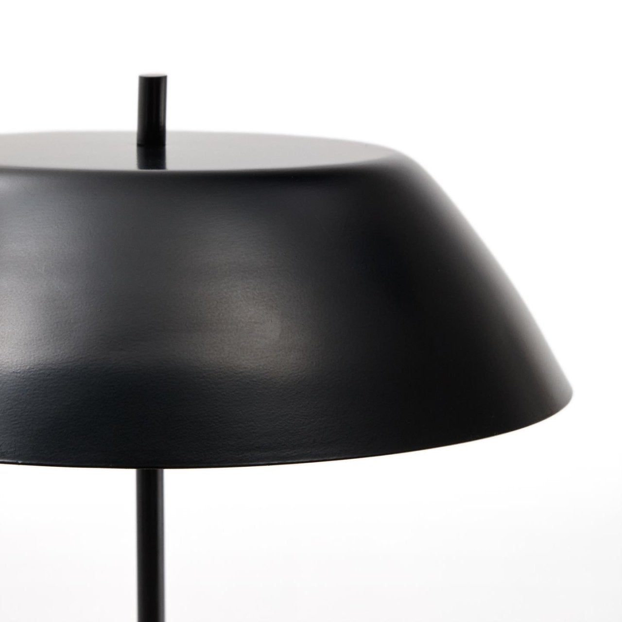 Veioza neagra din marmura 58 cm Sayra Kave Home